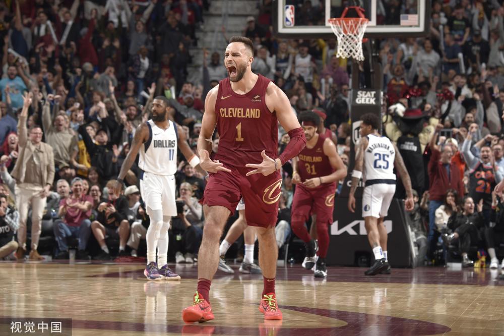 对他造成了 对他造成了