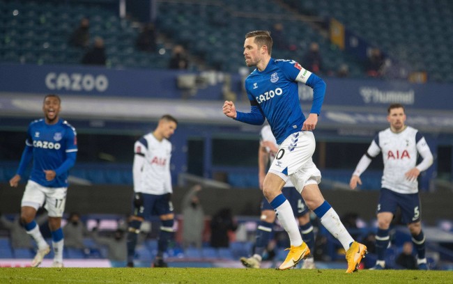 源显得尤为 源显得尤为